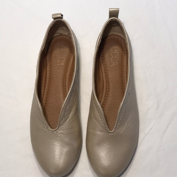LUCCA LANE Bayla Silver Flats Sz 6.5